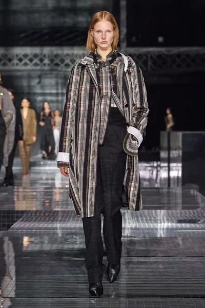 Look 38